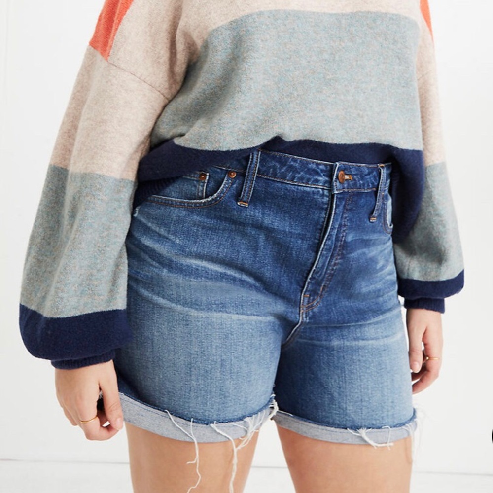 Madewell, size 32, High waist denim shorts.
